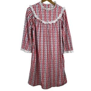 LANZ of Salzburg Flannel Nightgown Girls L Trulean Hearts Lace Trim Holiday Xmas